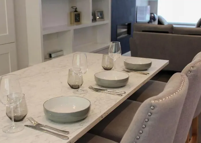 New Street - * Cahersiveen